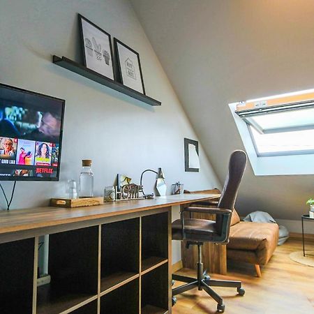 Breux-Jouy Maisonnette En Duplex Avec Terrasse מראה חיצוני תמונה